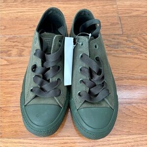 Converse Low Top Sneakers Olive Green